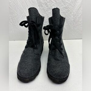 BearPaw Gray Wool-Look Ankle Boots, wos SZ 9, box 13